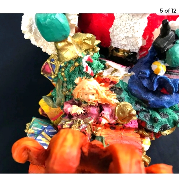 Holiday Collections Polyresin Santa in Sled NIB - Picture 5 of 6